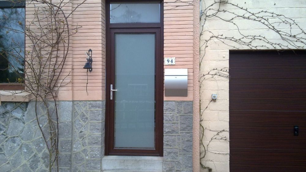 Châssis et portes en aluminium